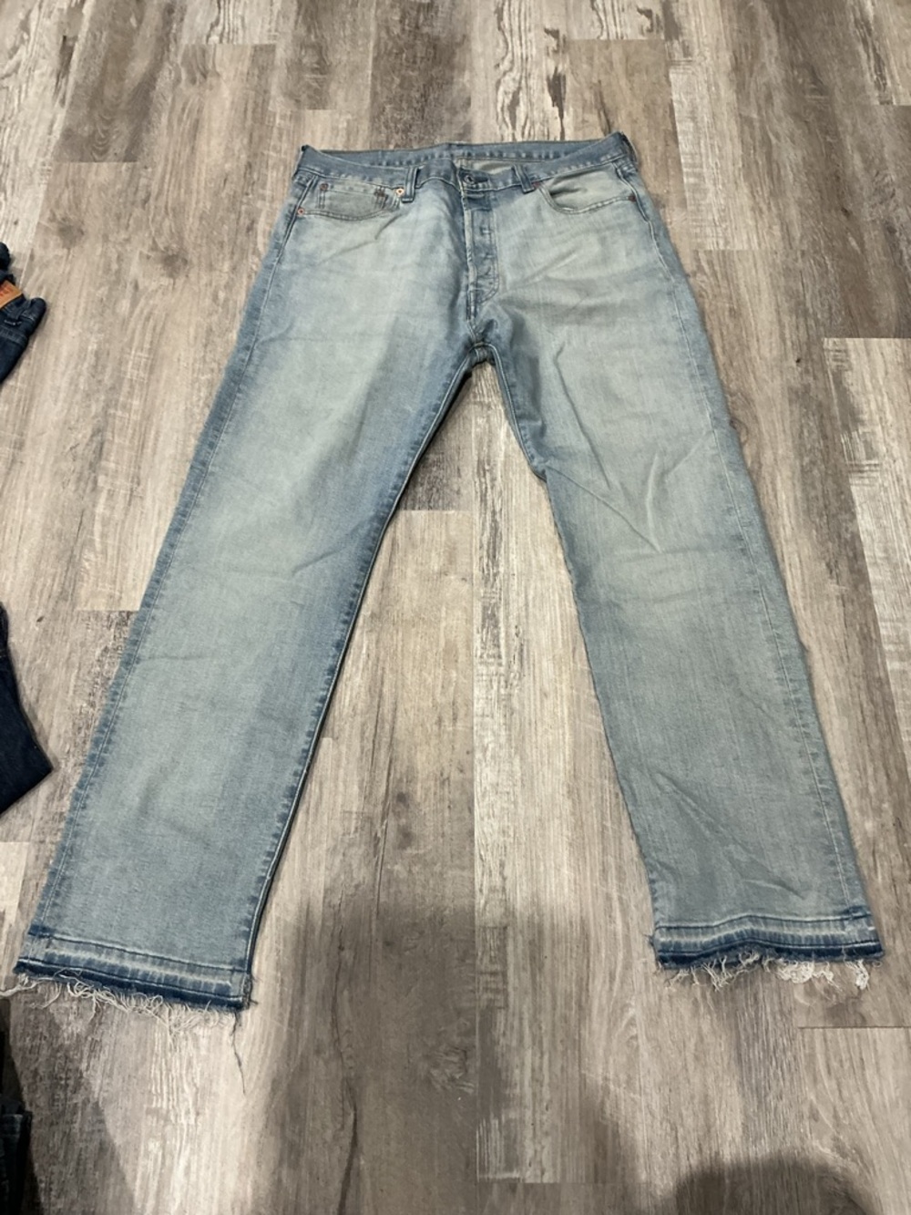 Levi's Light Wash Relaxed Fit Jeans